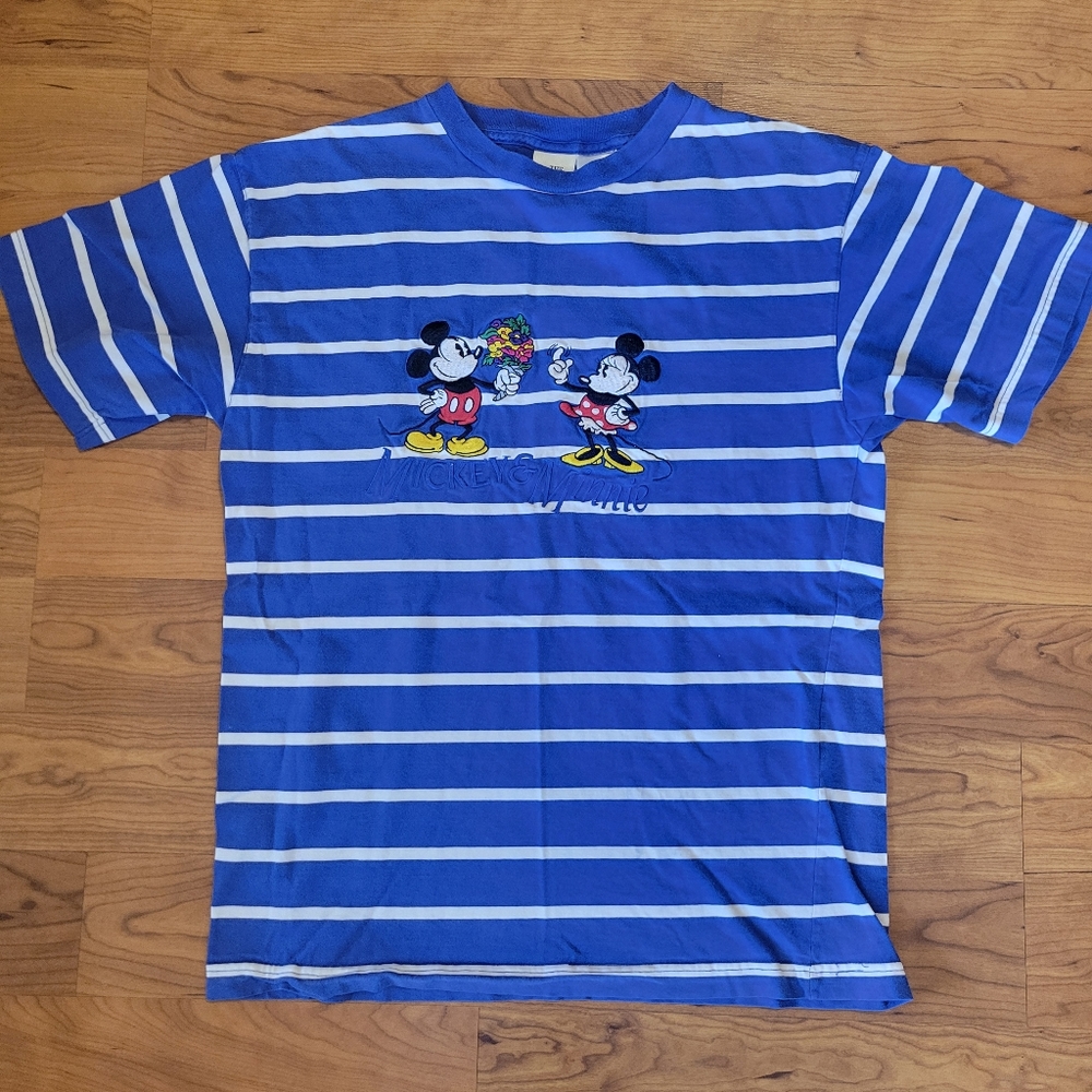 Vintage Disney Mickey and Minnie t-shirt / size medium